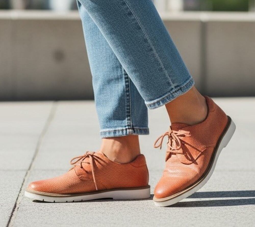 Sofft Womens Orange Leather Oxford Shoes Perforated Lace Up Comfort Size 7